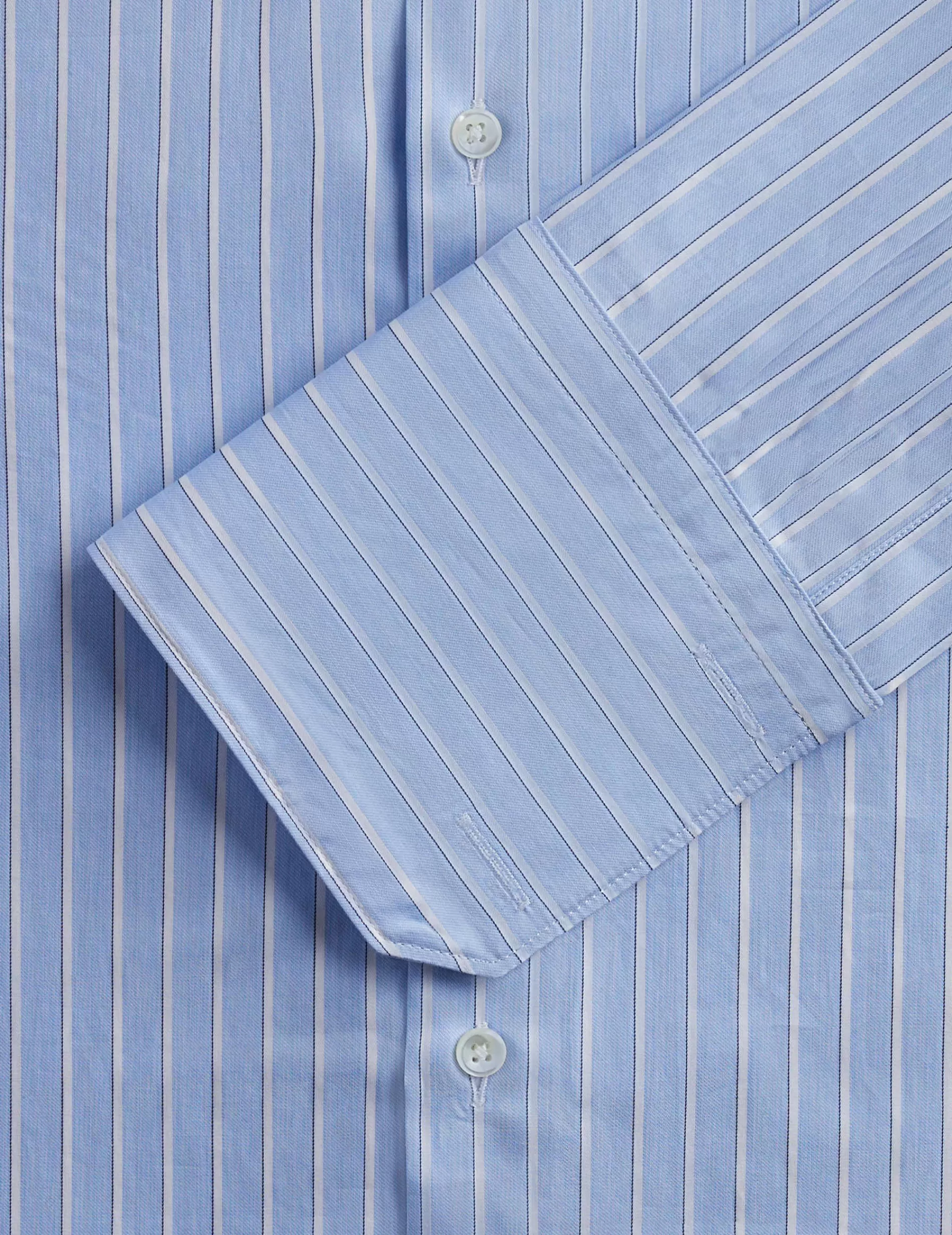 Figaret Paris Colors & Patterns·Stripe Shirts | Colors & Patterns·Blue Shirts | Chemise Classique Rayée Bleue