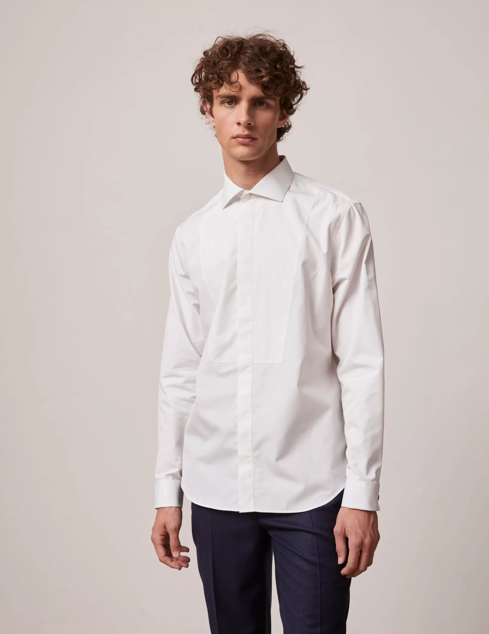 Figaret Paris Colors & Patterns·White Shirts | Styles·Ceremony Shirts | Chemise Semi-ajustée à Plastron Gorge Cachée Blanche