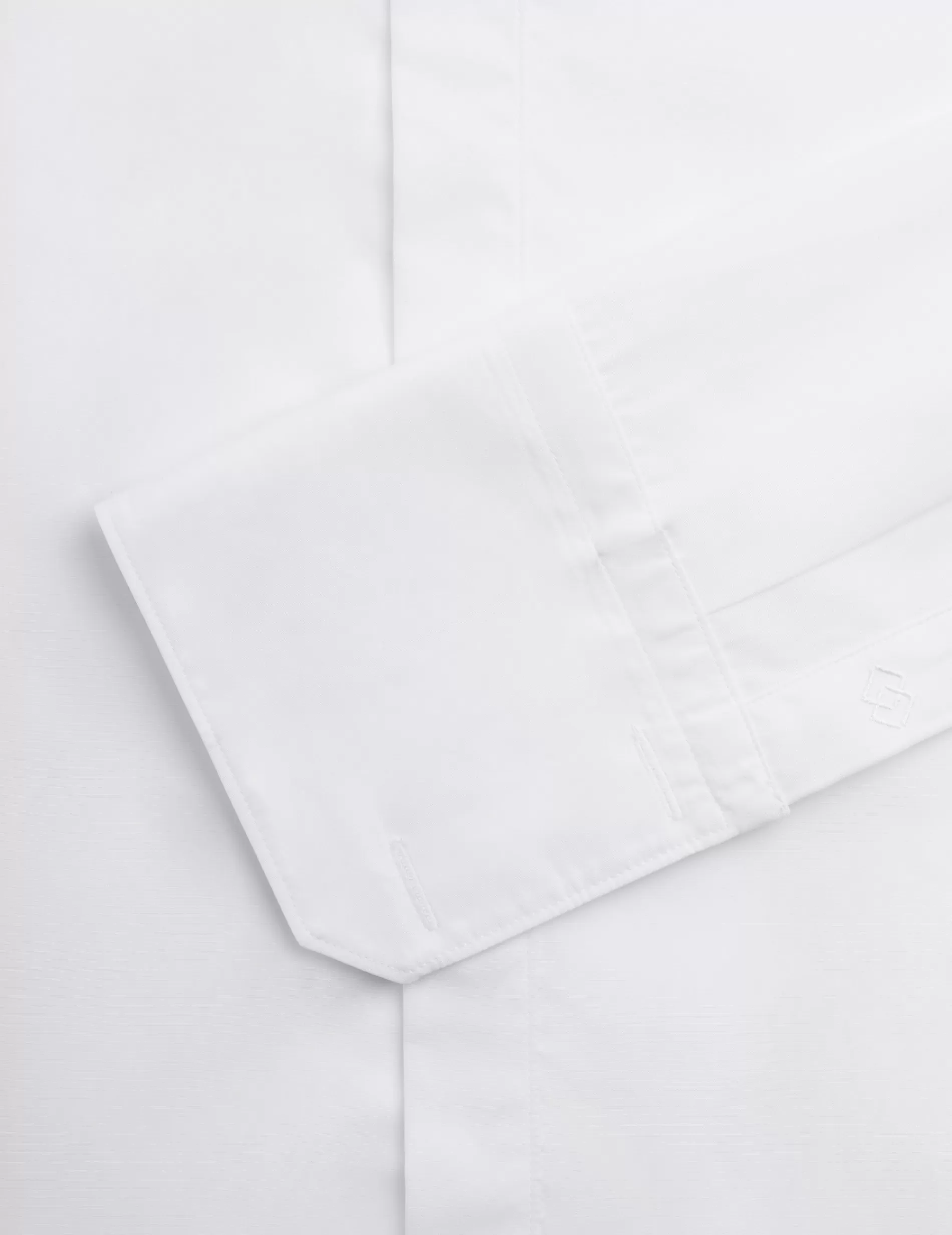 Figaret Paris Colors & Patterns·White Shirts | Styles·Ceremony Shirts | Chemise Semi-ajustée Gorge Cachée Blanche