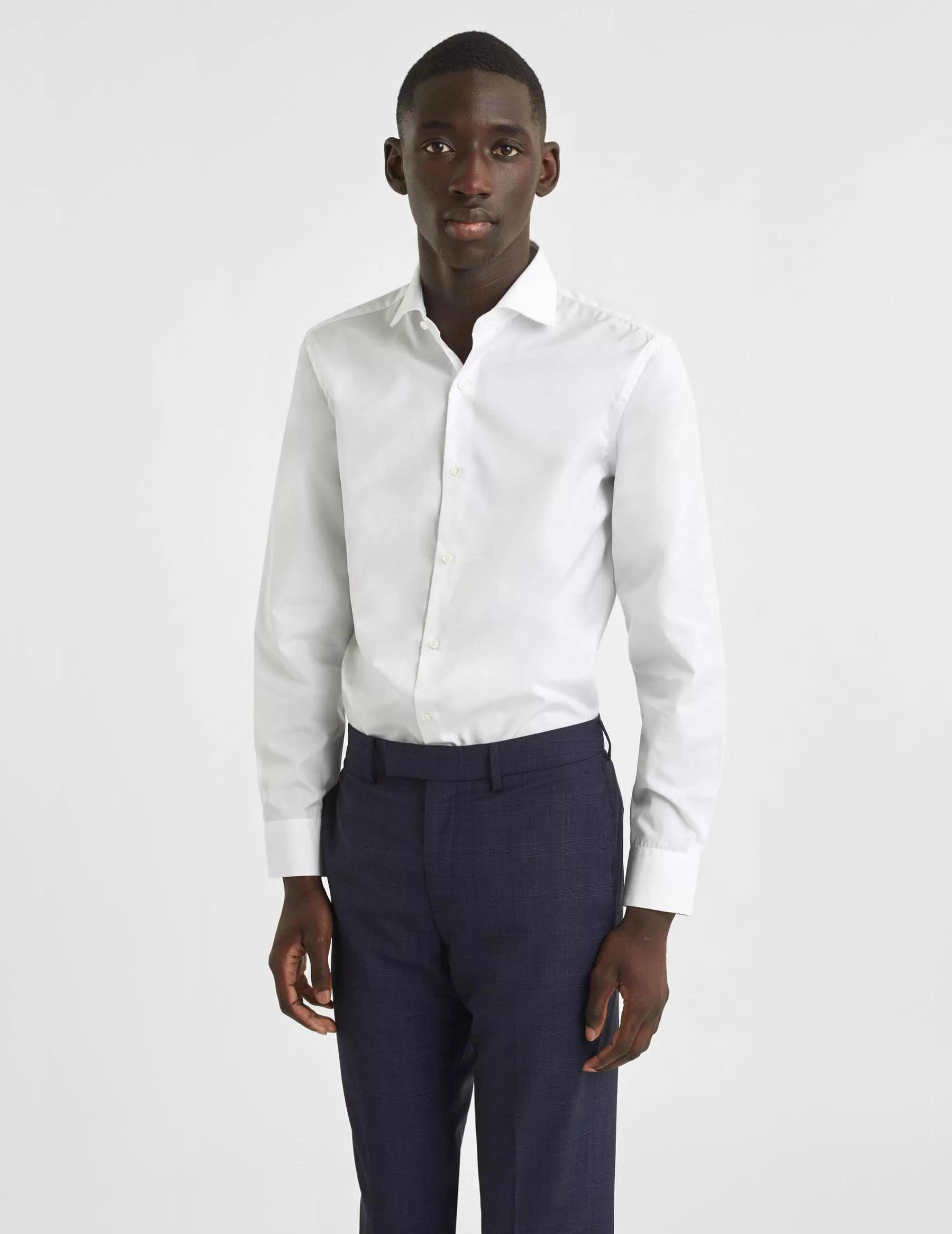 Figaret Paris Colors & Patterns·White Shirts | Styles·Formal Shirts | Chemise Semi-ajustée Voyage Blanche
