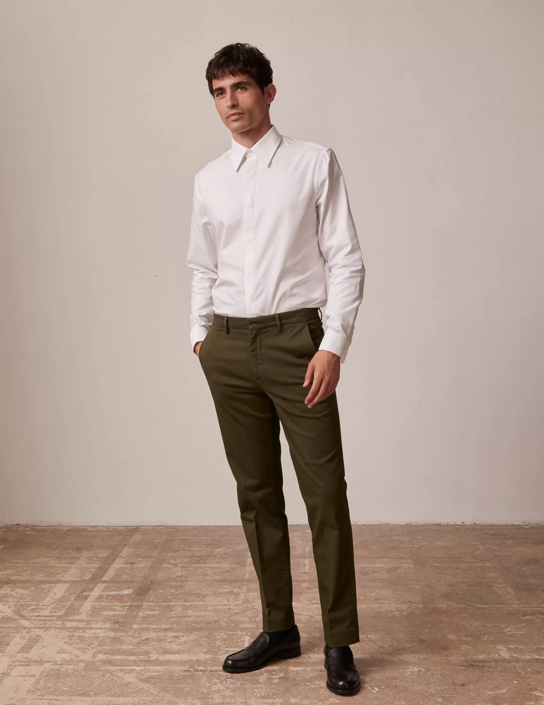 Figaret Paris Trousers | Chino Geofrey En Twill Kaki Vert
